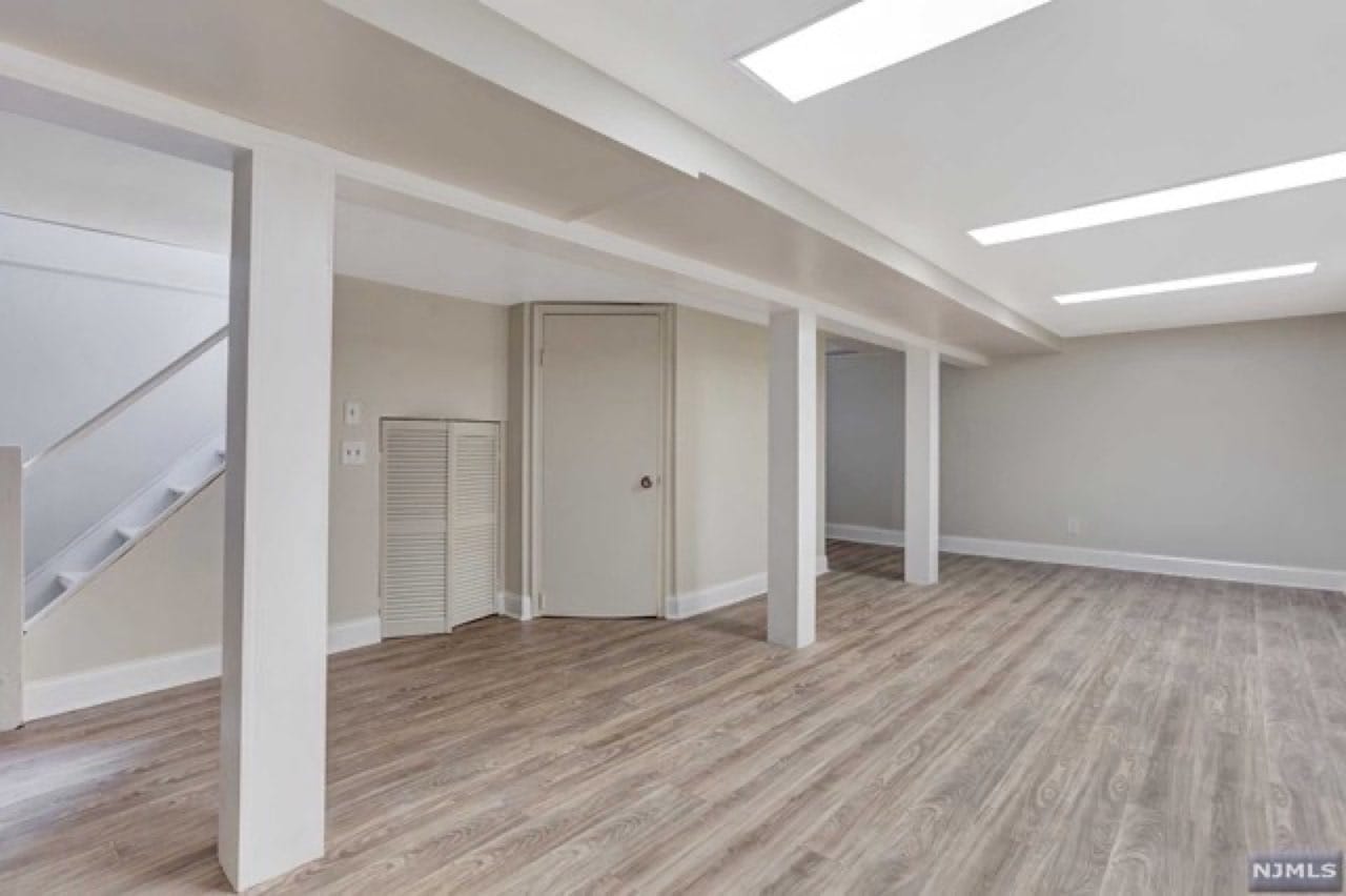 Custom home — Cliffside Park, NJ — view 1